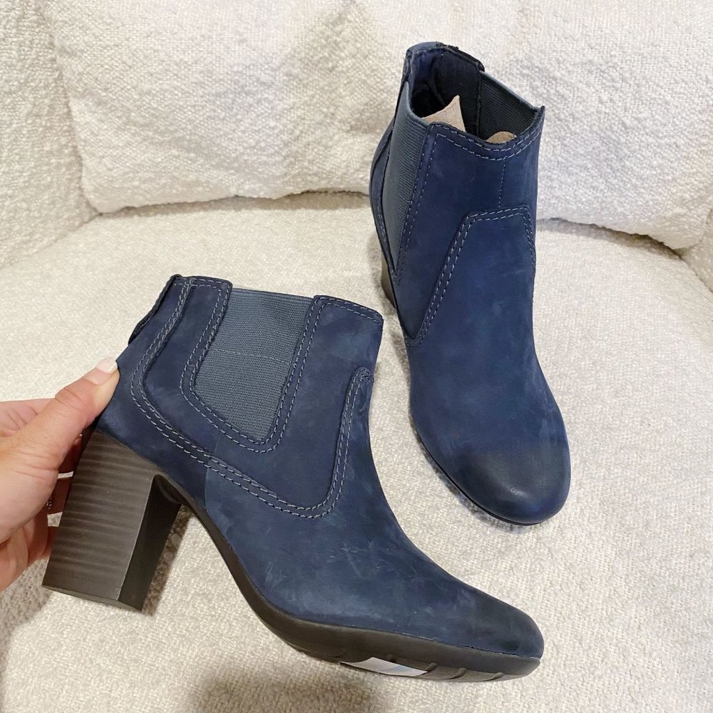Clarks Bendables Leather Suede Chelsea Boots Ankle Knee Navy Size 6.5